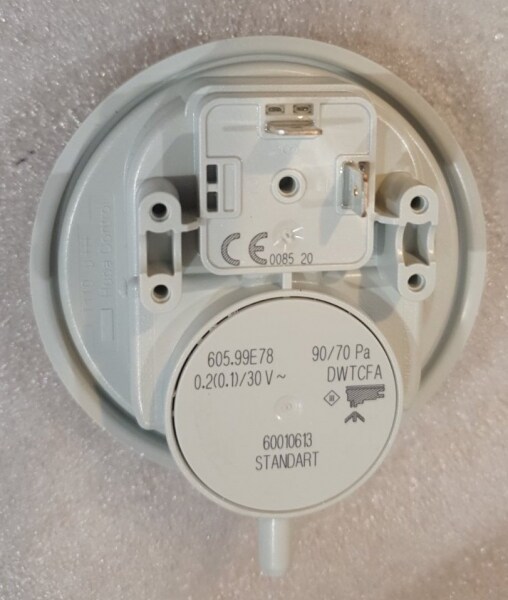 Пресостат VIESSMANN - HUBA 90/70 Pa 