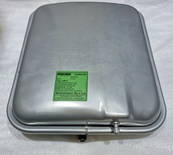 Розширювальний бак 8л 3/8  Viessmann 7831501