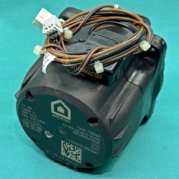Голова насоса Ariston CLAS ONE / голова насоса Ariston GENUS ONE / голова насоса Chaffoteaux MIRA ADVANCE (65116908-03) ***